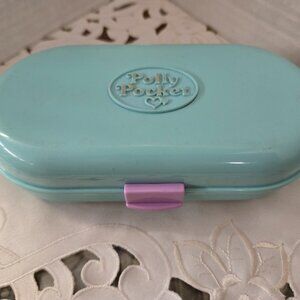 Vintage Bluebird 1992 Babysitters compact as is no figures stamps ink missing